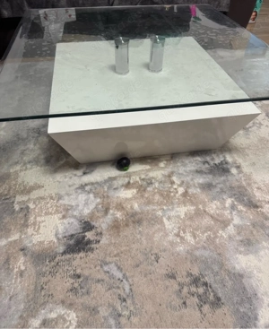 wohnzimmertisch Bild 2