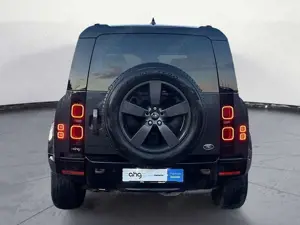 Land Rover Defender 110 D300 X-Dynamic HSE Black Pack AHK S Bild 4
