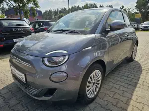 Fiat 500 Neuer 500e *Allwetter*, CaprPlay