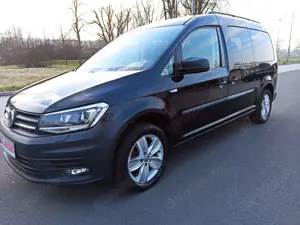 Volkswagen Caddy Maxi Comfortline 5-Sitzer Navi Xenon SHZG GRA PDC