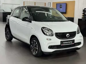 smart forFour Passion Aut. NAVI/PDC/SHZ/U-FREI! Bild 3