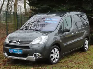 Citroen Berlingo Multispace 1,6  1. Hand-AHK-Scheckheft