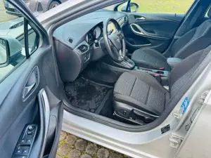 Opel Astra B-K Sports Tourer Navi CarPlay Neuwertig Bild 5