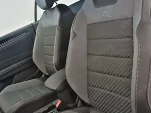 Volkswagen T-Roc R-Line 1.5TSI DSG+KAMERA+ACC+APP+SHZ+LED Bild 4