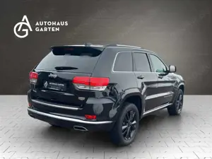 Jeep Grand Cherokee 3.0 CRD Summit Pano Leder Xenon Bild 5