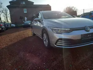 Volkswagen Golf Golf 1.0 eTSI OPF DSG Life