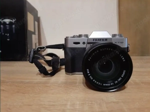 Fujifilm X-T10 + Fujinon 16-50mm Objektiv 