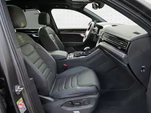 Volkswagen Touareg R eHybrid V6 AHK*Pano*HuD*LED*Massage Bild 4