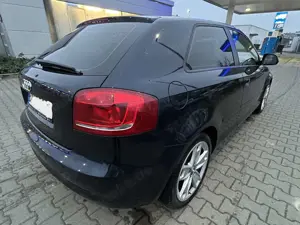 Audi A3 Audi A3 Hatchback 1.6 Bild 5