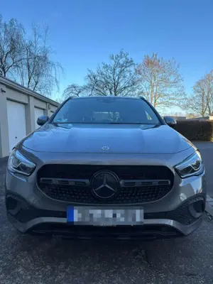 Mercedes-Benz GLA 200 GLA 7G-DCT