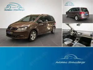 Volkswagen Sharan Highline BMT AHK RFK Navi Xenon 7 Sitzer