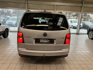 Volkswagen Touran United*TÜVneu*Sitz-H*Navi*AHK*Bi-Xenon* Bild 5