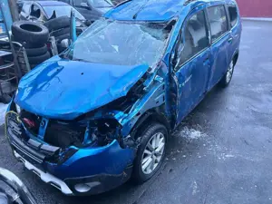 Dacia Lodgy Stepway SCe 100 7Sitzer Bild 3