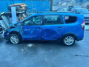 Dacia Lodgy Stepway SCe 100 7Sitzer Bild 4