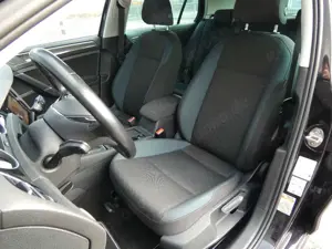 Volkswagen Golf 1.6 TDI IQ.DRIVE Navi ACC SHZ 1-Hand Bild 5