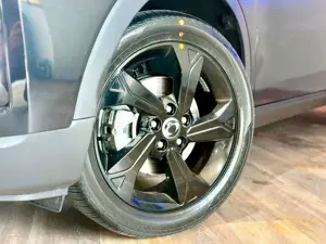SsangYong Tivoli Blackline 1,5P+AT+Navi+Kamera-LAGERWAGEN- Bild 5