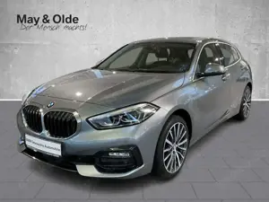 BMW 118 d Aut Sport Line AHK Pano Navi LED SHZ PDC