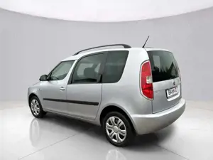 Skoda Roomster Ambition Plus Edition*Automatik*Behindertengerech. Bild 3