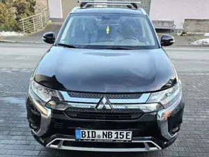 Mitsubishi Outlander Outlander 2.4 4WD Plug-In Hybrid