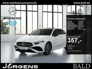 Mercedes-Benz A 250 4m AMG/Pano/AHK/Night/Kamera/LED