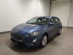 Ford Focus Turnier Titanium NAV LED APPLINK TEMP PDC WINTER