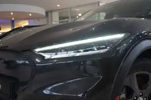 Ford Mustang Mach-E RWD NAVI/LED/VIRT./KAMERA/SHZ/DAB Bild 4