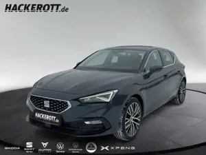 SEAT Leon Xcellence LED Navi Keyless Rückfahrkam. AHK-klappb