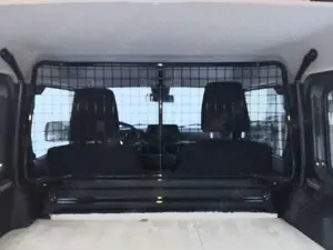 Suzuki Jimny HOHLRAUMVERSIEGELT Bild 4