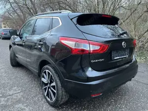 Nissan Qashqai 1.6 dCi Xtronic TEKNA 2. Hand Bild 3