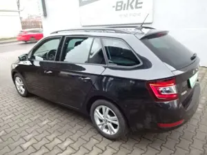 Skoda Fabia Clever Combi , Kamera, Navigation Bild 4