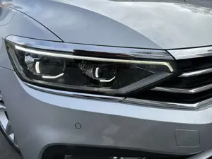 Volkswagen Passat Variant 2.0 TSI OPF DSG 4Motion Elegance Bild 2