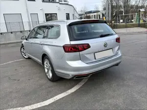 Volkswagen Passat Variant 2.0 TSI OPF DSG 4Motion Elegance Bild 3