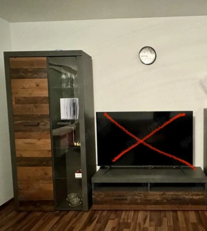 Moderne Wohnwand mit LED Beleuchtung + Wandregal 