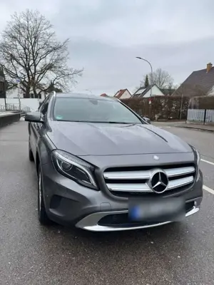 Mercedes-Benz GLA 200 (CDI) d 4Matic 7G-DCT Urban