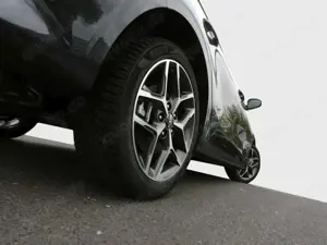 Kia Ceed / cee'd Ceed 1.5T DCT Ultimate Edition Navi Kamera ACC Bild 5