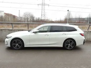 BMW 320 d xDrive M Sport*Live Cockpit Plus*LED*Distro Bild 3