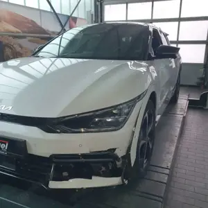 Kia EV6 GT Line 4WD  Unfall beschädigt