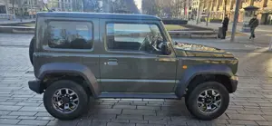 Suzuki Jimny Jimny 1.5 AllGrip Comfort+ Plus GJ 4 Sitze Navi Klima AHK 42tkm Mittelarmlehne