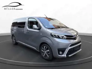 Toyota Proace Verso L2 Aut. Family 2-Schiebtür Bild 4