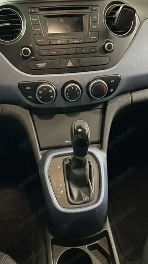 Hyundai i10 1.2 Automatik, Sondermodel Bild 5