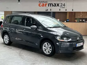 Volkswagen Touran Comfortline DSG 7-Sitzer AHK ACC Navi SHZ