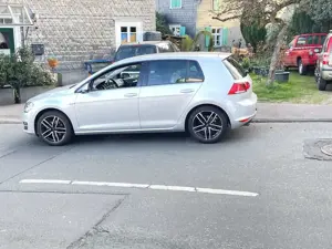 Volkswagen Golf 1.6 TDI BlueMotion Technology DSG Lounge