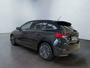 Skoda Fabia Tour 1.0 MPI Sitzheiz. Climatronic Tempomat Bild 4