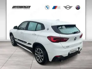 BMW X2 xDrive20i M MESH HUD DAB LED Tempomat AHK Bild 4