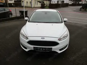 Ford Focus Focus 1.0 EcoBoost Start-Stopp-System Titanium
