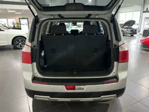 Chevrolet Orlando 2.0 D **7-Sitze*PDC*Klimaanlage** Bild 5