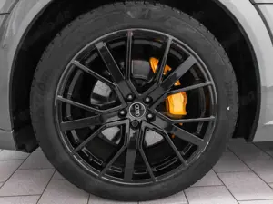 Audi e-tron 55 quattro S line Black Edition AHK HuD BO Bild 5