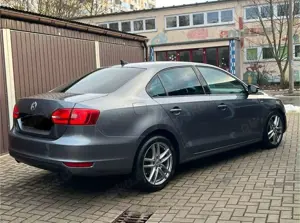 Volkswagen Jetta 1.6 TDI Match, Star/stop, Apple Carplay Bild 4