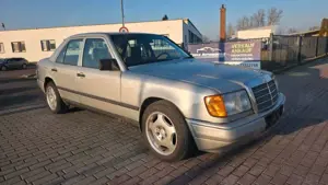 Mercedes-Benz 300 E *H-Kennzeichen*-AUTOMATIK* 3.0-TÜV/AU 01/28