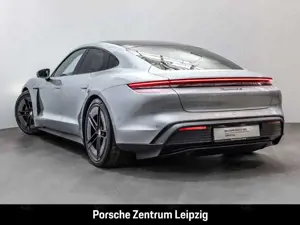 Porsche Taycan 4S InnoDrive Head-Up Rückfahrkamera BOSE Bild 3